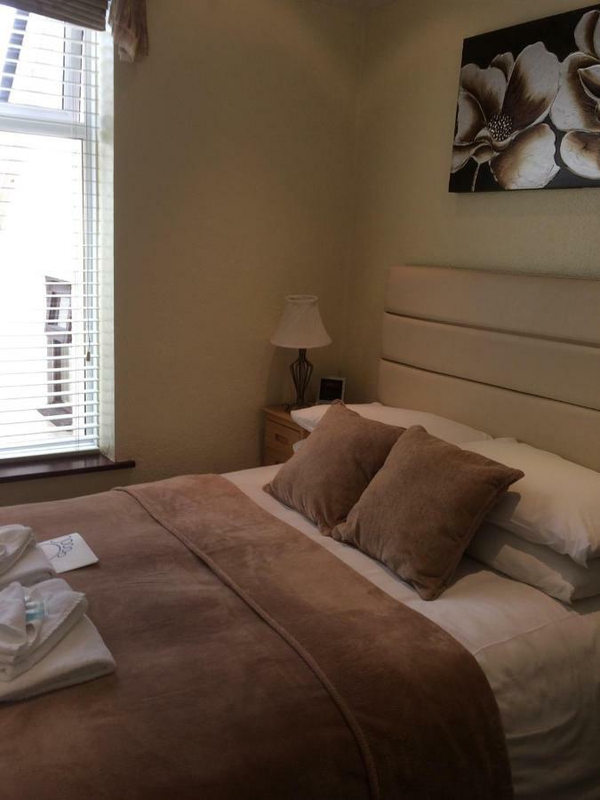 Southcombe Guesthouse ซิดมัธ ภายนอก รูปภาพ